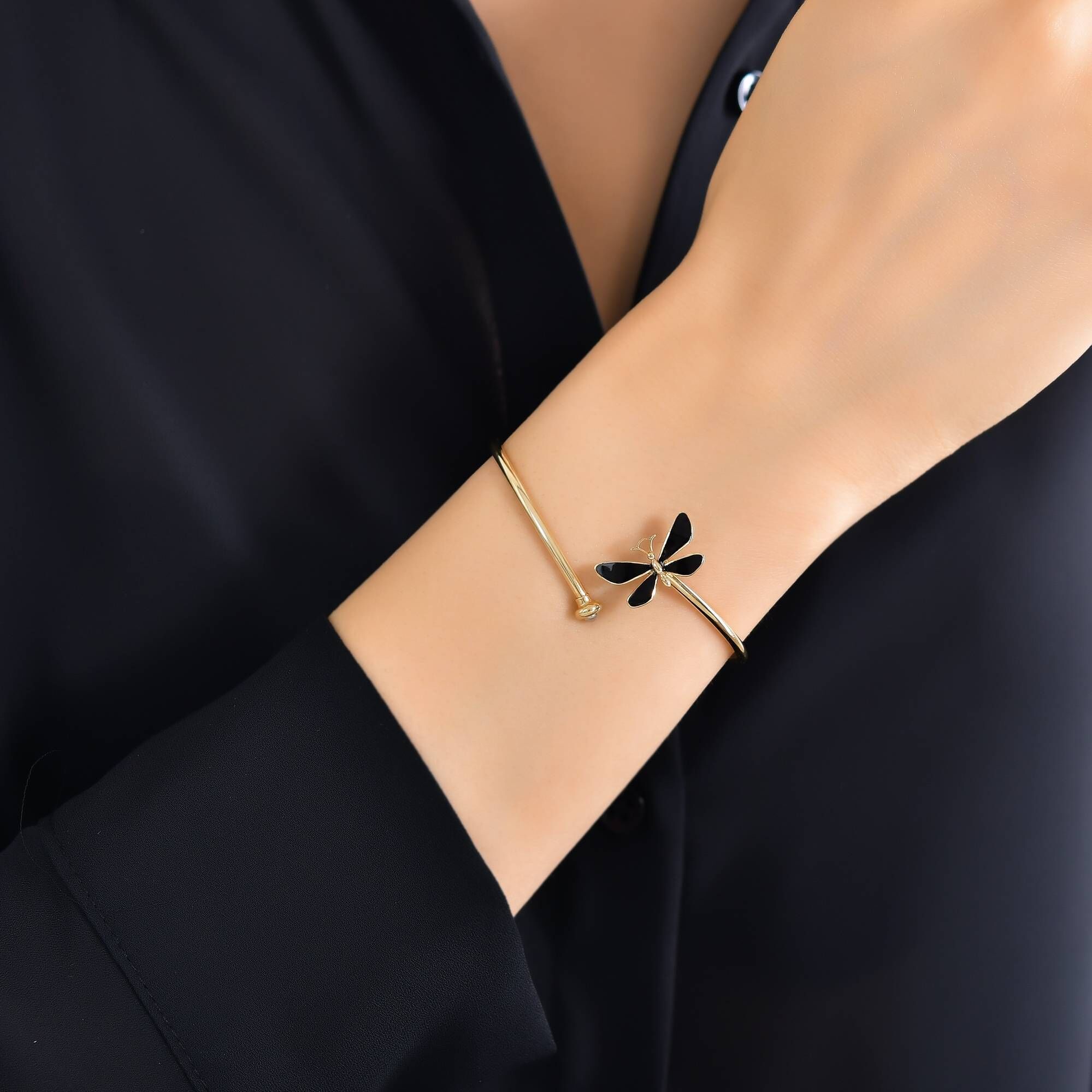 BLACK MAGIC BİLEKLİK